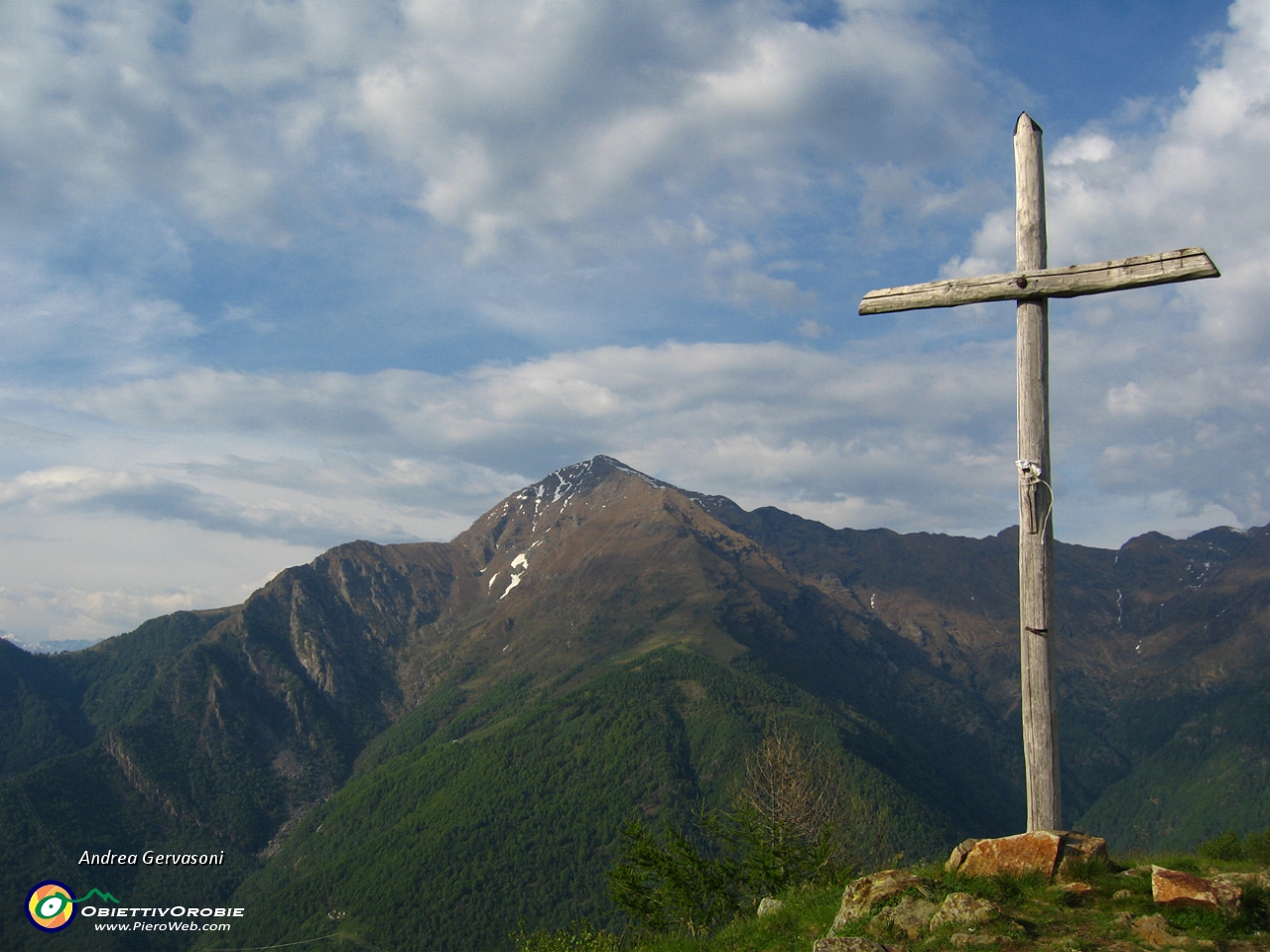 18 la croce all'Alpe Giumello.jpg